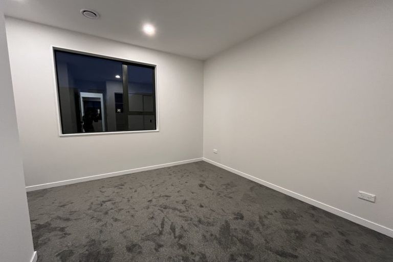 Photo of property in 26 Puihi Crescent, Massey, Auckland, 0614