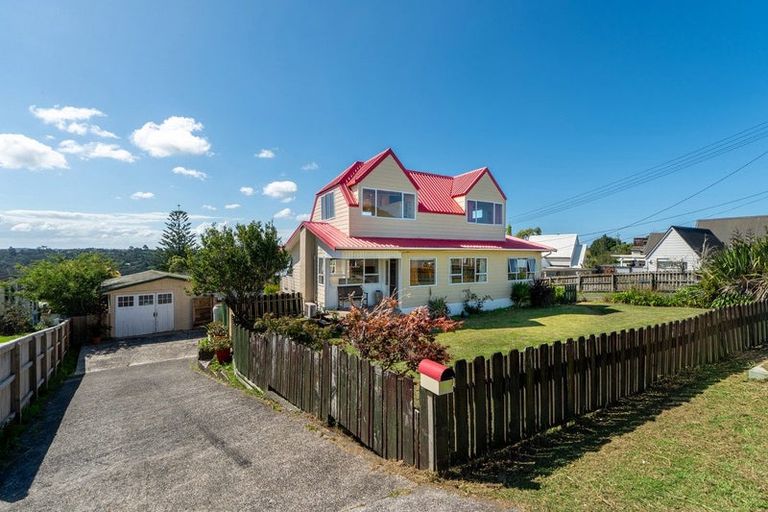 Photo of property in 141 Manuka Road, Bayview, Auckland, 0629