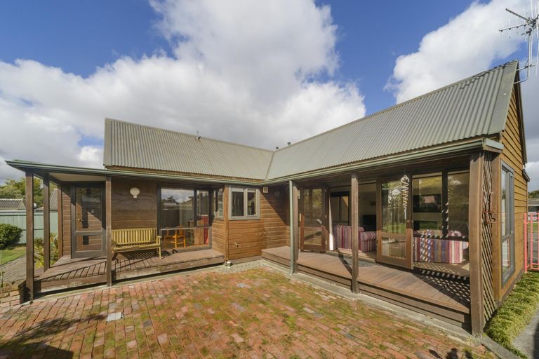 Photo of property in 14 Moyne Avenue, Milson, Palmerston North, 4414