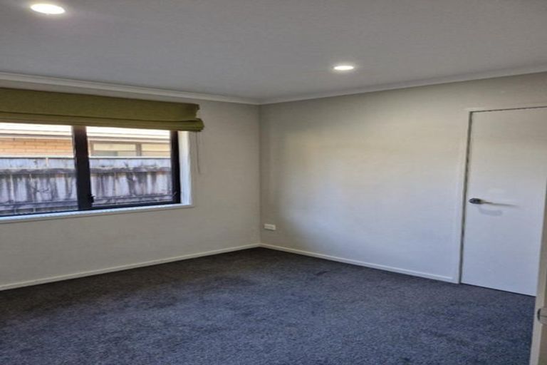 Photo of property in 40 Magnolia Drive, Westown, New Plymouth, 4310