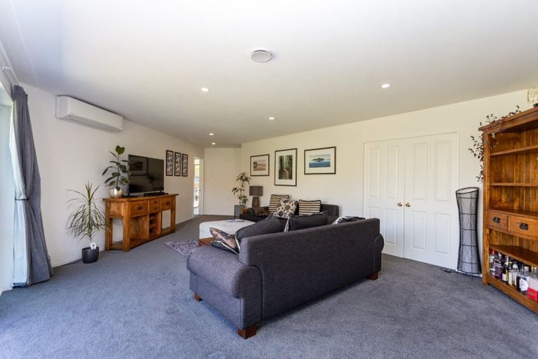Photo of property in 9 Evenwood Place, Waimairi Beach, Christchurch, 8083
