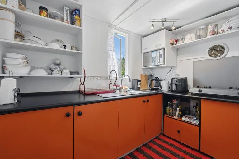Photo of property in 69 Holmes Road, Manurewa, Auckland, 2102