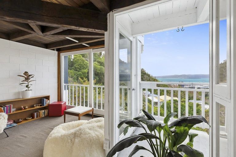 Photo of property in 44 Orangi Kaupapa Road, Northland, Wellington, 6012