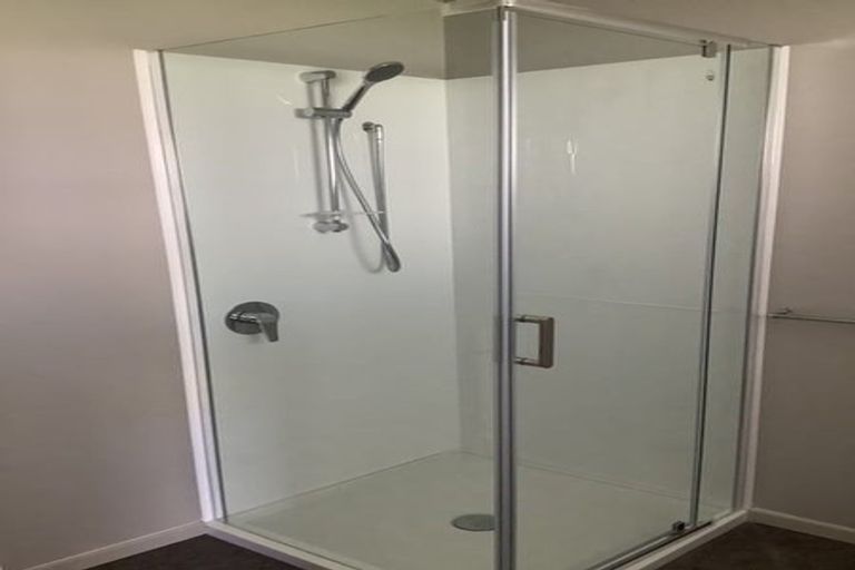Photo of property in 10/10 Trevethick Grove, Woburn, Lower Hutt, 5010