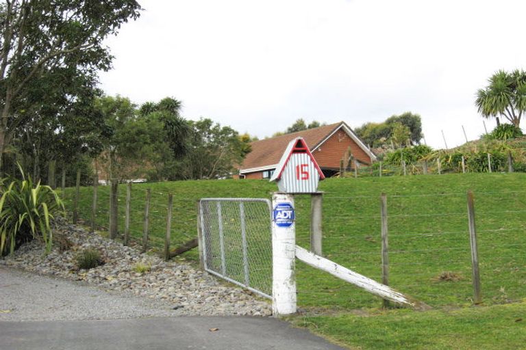 Photo of property in 15 Killalea Place, Paraparaumu, 5032