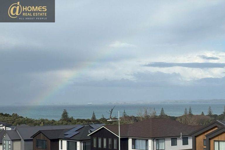 Photo of property in 15 Tupa Street, Long Bay, Auckland, 0630