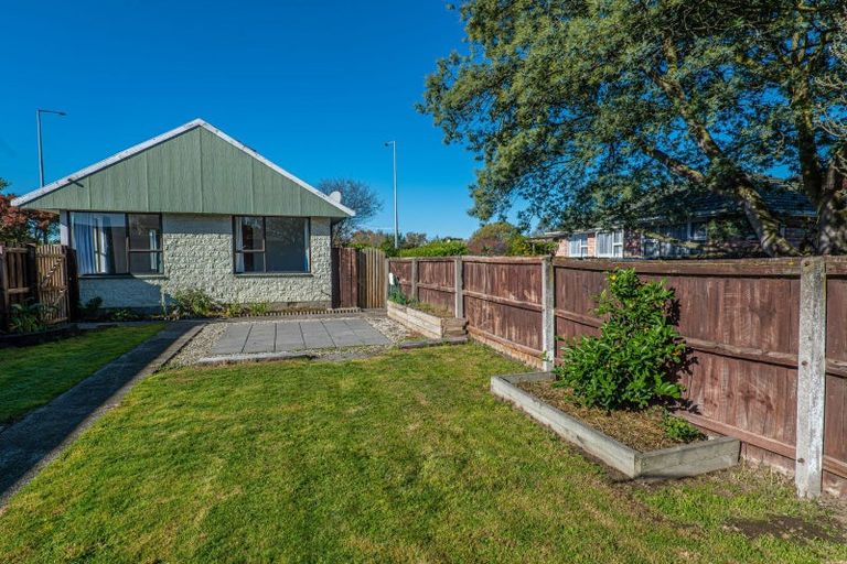 Photo of property in 10 Masham Road, Broomfield, Christchurch, 8042