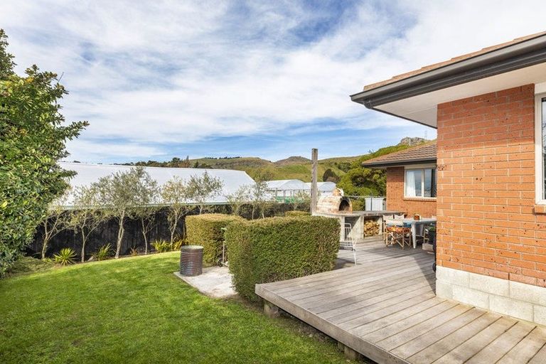 Photo of property in 7 Gilders Grove, Heathcote Valley, Christchurch, 8022