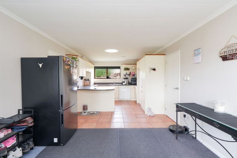 Photo of property in 73 Flora Road East, Makarewa, Invercargill, 9876