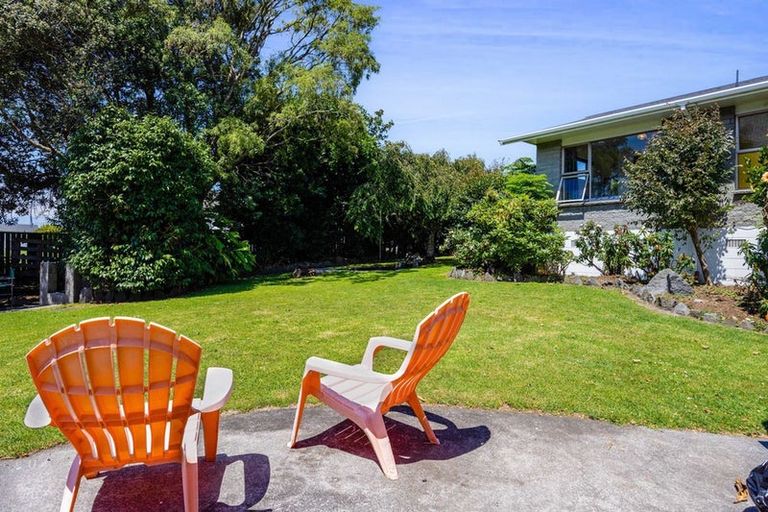 Photo of property in 86 Blake Street, Waitara, 4320