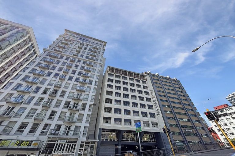 Photo of property in Orange Apartments/victoria Centr, 308/169 The Terrace, Wellington Central, Wellington, 6011
