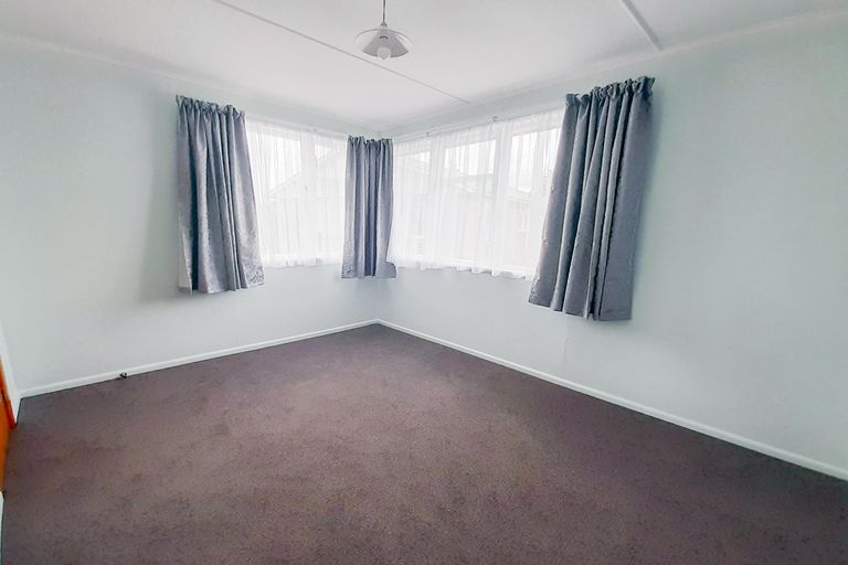 Photo of property in 8 Ash Street, Holmes Hill, Oamaru, 9401