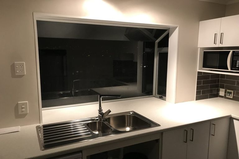 Photo of property in 5 Trilids Lane, Churton Park, Wellington, 6037