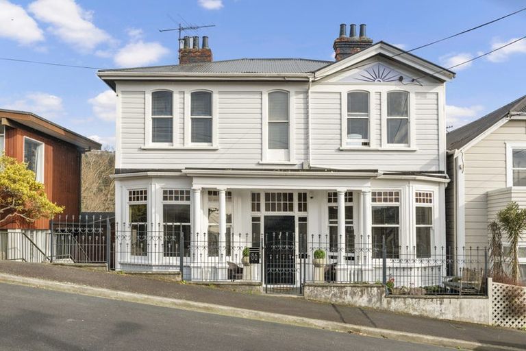 Photo of property in 86 Nairn Street, Mount Cook, Wellington, 6011