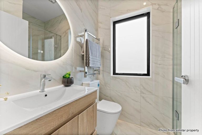 Photo of property in 4 Puwha Street, Massey, Auckland, 0614