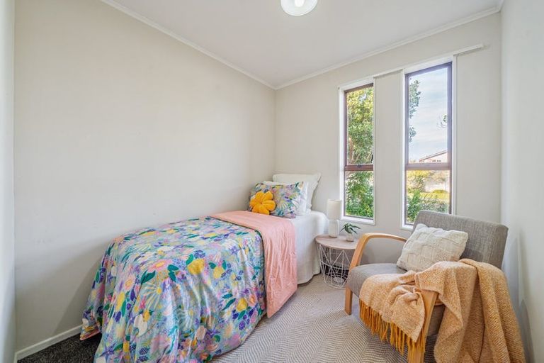 Photo of property in 2 Anchor Lane, Whitby, Porirua, 5024