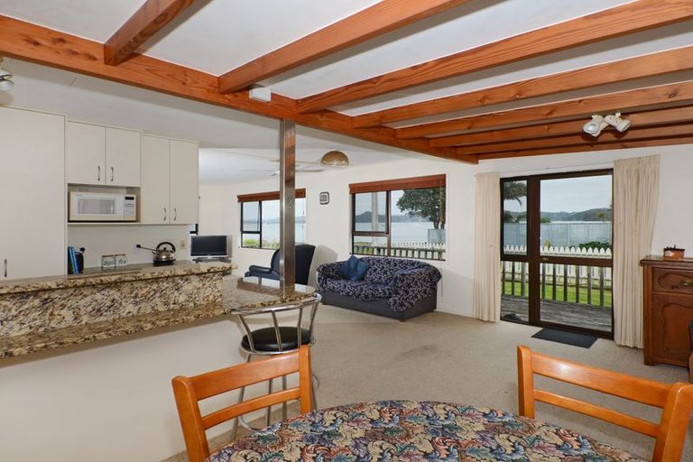 Photo of property in 9 Cornfoot Avenue, Whangarei Heads, Whangarei, 0174