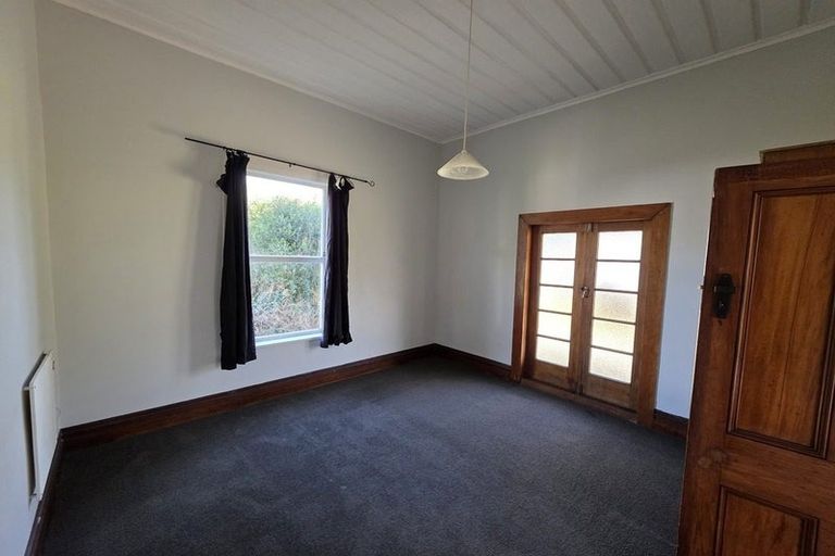 Photo of property in 43 Lorna Street, Lynmouth, New Plymouth, 4310