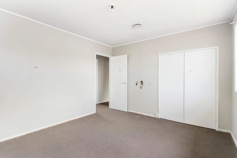Photo of property in 10 Siska Place, Wattle Downs, Auckland, 2103