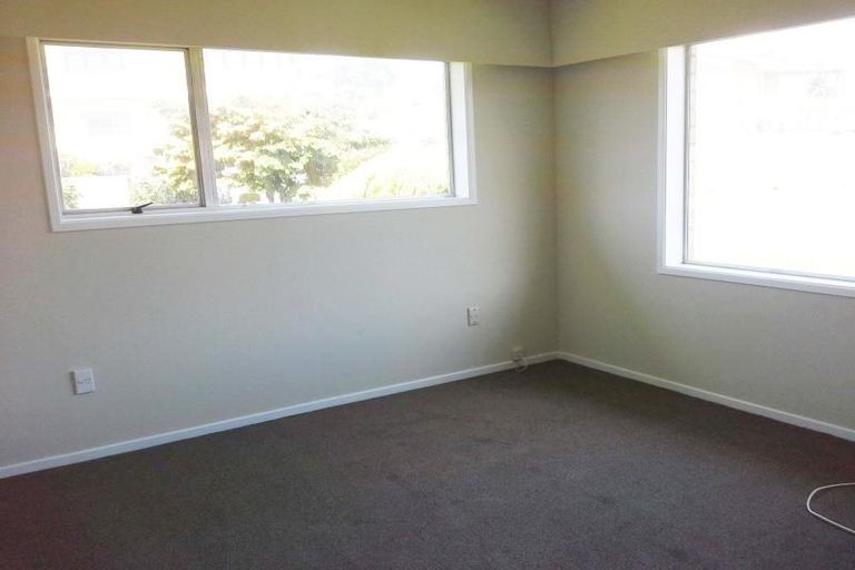 Photo of property in 8 Norwich Avenue, Spotswood, New Plymouth, 4310