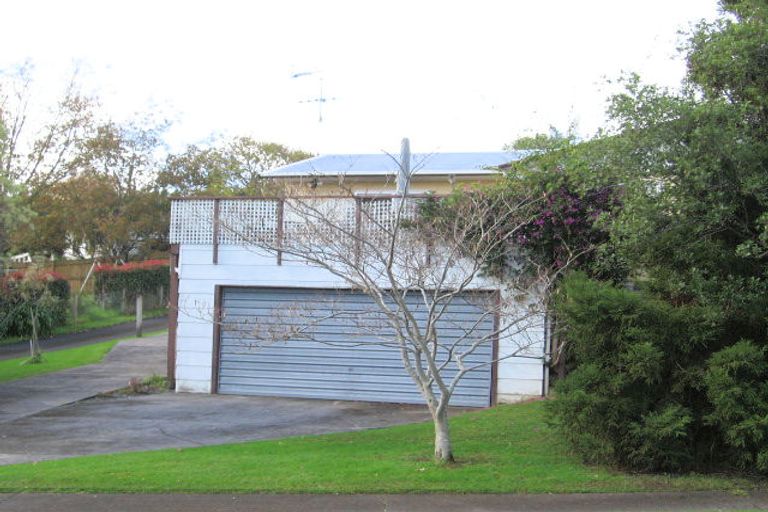 Photo of property in 24 Gilshennan Valley, Red Beach, 0932