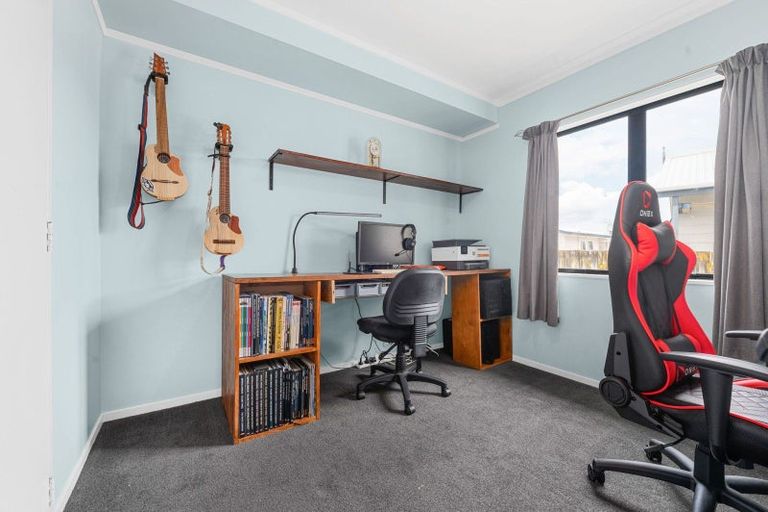 Photo of property in 393 Kahikatea Drive, Dinsdale, Hamilton, 3204