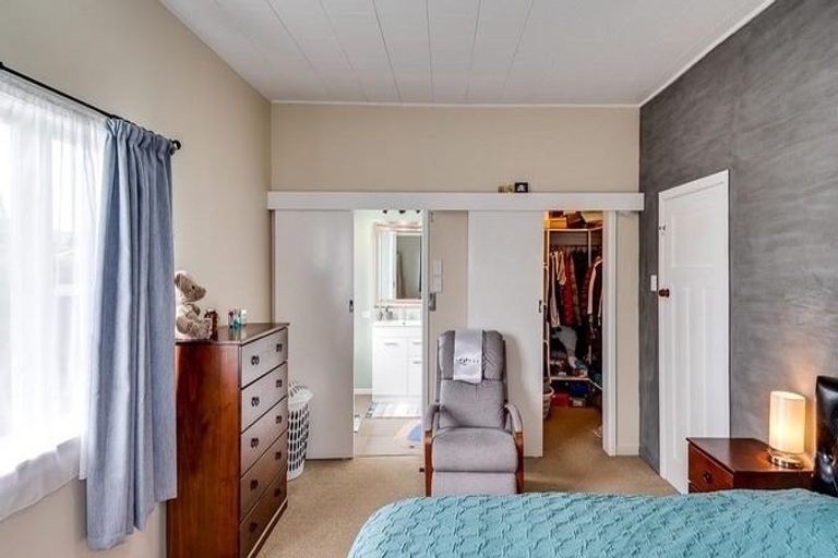 Photo of property in 215 Nottingley Road, Frimley, Hastings, 4120