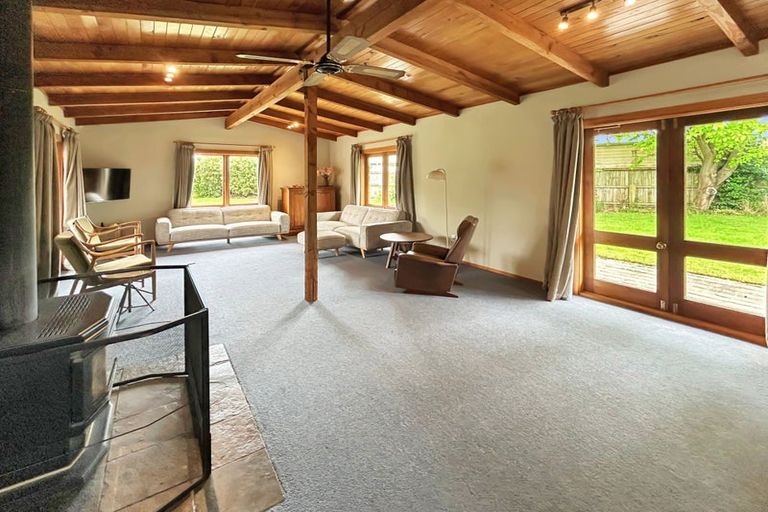 Photo of property in 21 Bowie Drive, Woodend, 7610