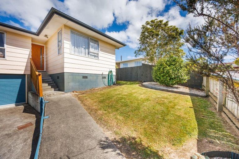 Photo of property in 10 Heatherlea Heights, Feilding, 4702