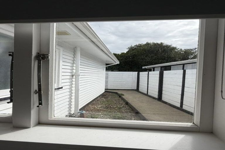 Photo of property in 130a Main Road North, Woodend, 7610
