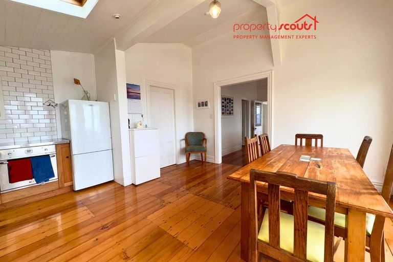 Photo of property in 43 Connaught Terrace, Brooklyn, Wellington, 6021