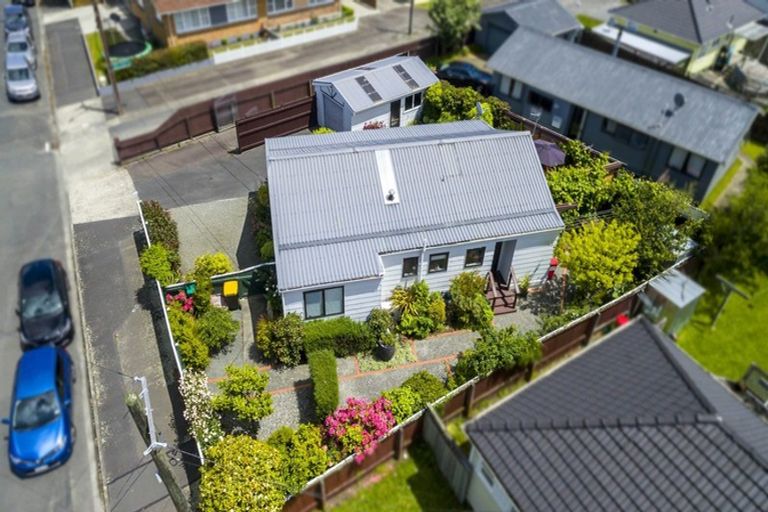 Photo of property in 30f1- Maclean Street, Wallaceville, Upper Hutt, 5018