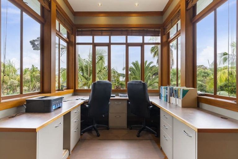 Photo of property in 27a Maritime Terrace, Birkenhead, Auckland, 0626