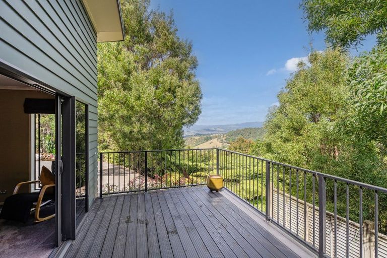 Photo of property in 4 Tarapatiki Drive, Whitianga, 3510