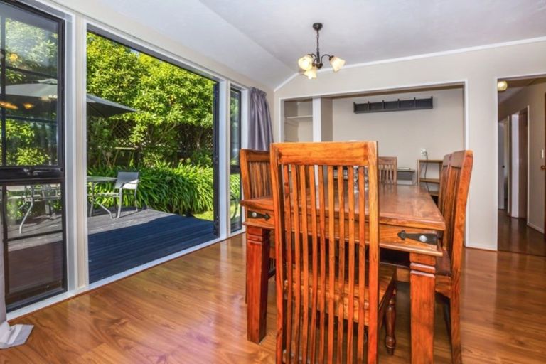 Photo of property in 60 Sailmaker Close, Whitby, Porirua, 5024