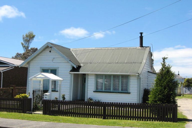 Photo of property in 91 Romilly Street, Westport, 7825