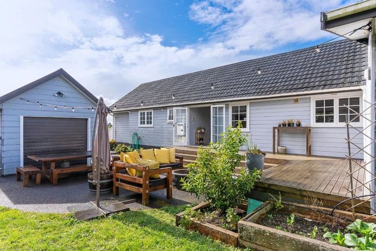 Photo of property in 79 Helenslee Road, Pokeno, 2402