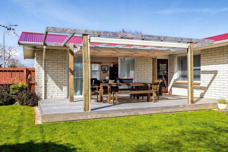 Photo of property in 18 Kowhai Street, Hawera, 4610