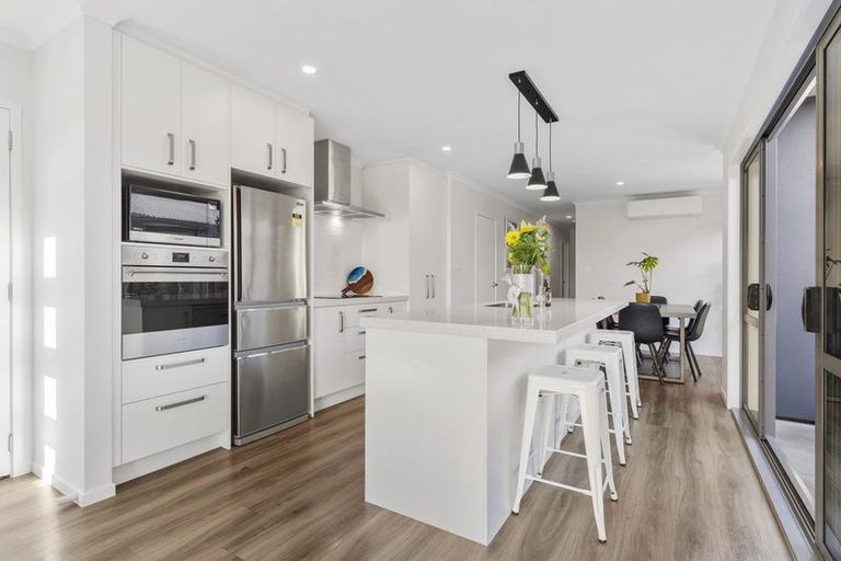 Photo of property in 66 Union Drive, Papamoa, 3118