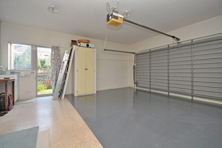 Photo of property in 13 The Grove, Red Beach, 0932