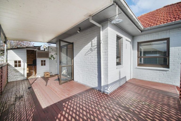 Photo of property in 56 Landscape Road, Papatoetoe, Auckland, 2025