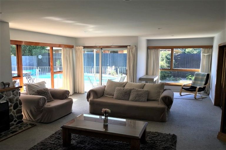 Photo of property in 21 Toorak Avenue, Avonhead, Christchurch, 8042