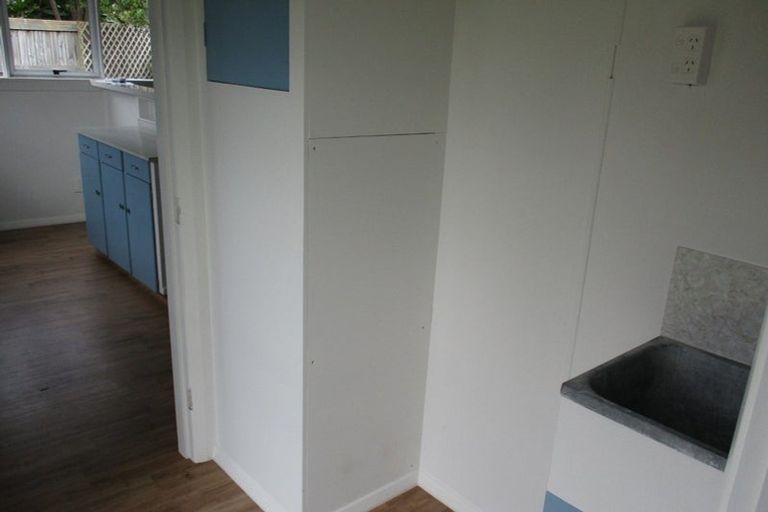 Photo of property in 25 Heperi Street, Waikanae Beach, Waikanae, 5036