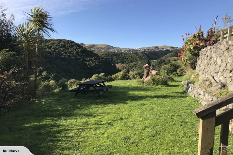 Photo of property in 34 Mark Avenue, Paparangi, Wellington, 6037