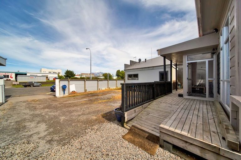 Photo of property in 142 Juliet Street, Stratford, 4332