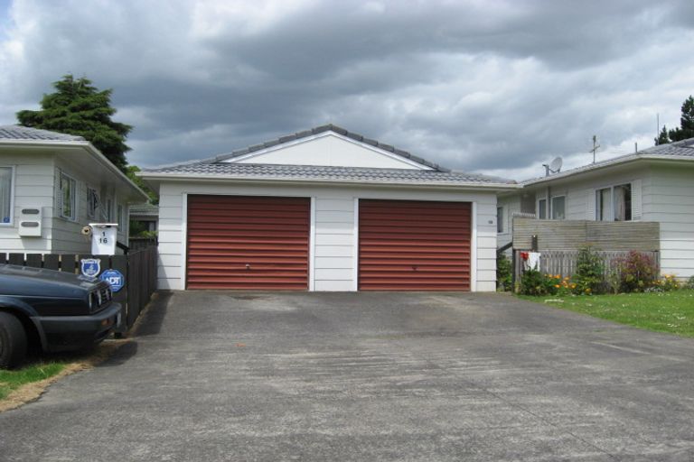 Photo of property in 16a Crawford Avenue, Mangere Bridge, Auckland, 2022
