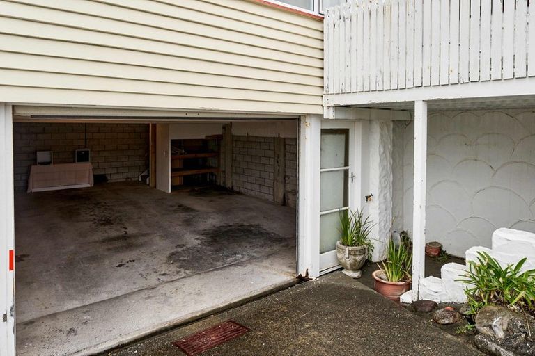 Photo of property in 20 Mcfarlane Street, Mount Victoria, Wellington, 6011