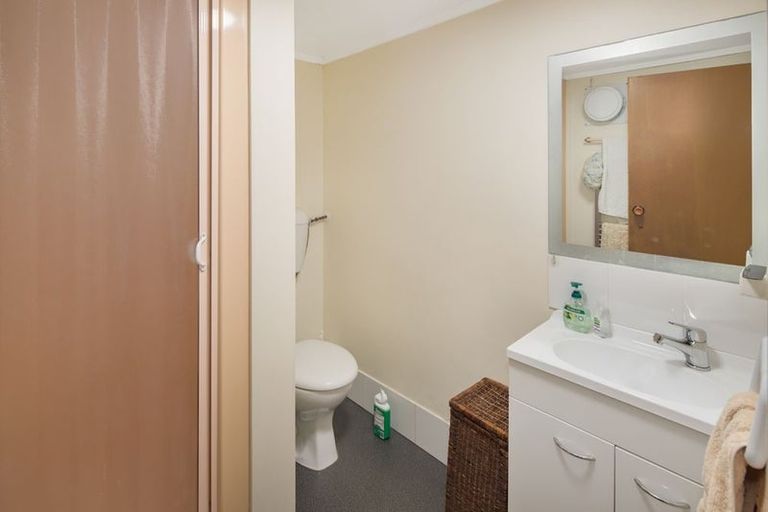 Photo of property in 57 Maupuia Road, Maupuia, Wellington, 6022