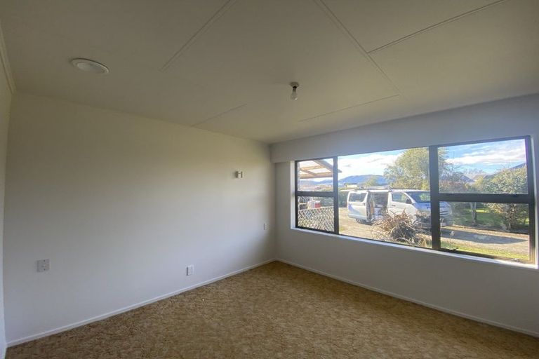 Photo of property in 91 Birchwood Road, Ohai, 9635