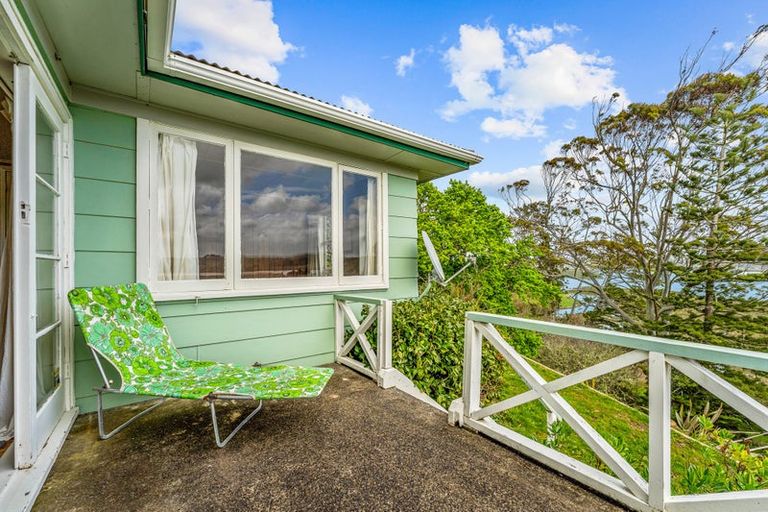 Photo of property in 111 Wharf Road, Port Albert, Wellsford, 0973